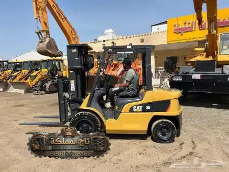 فوركلفت للإيجار الدمام – معدات ثقيلة حديثة سفتي مناولة
