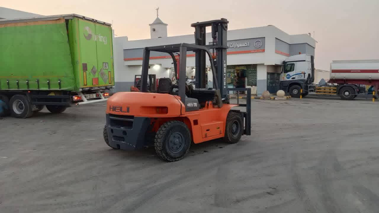 فوركلفت رافعات شوكية للإيجار بالدمام — فوركلفت 3 طن 5 طن 7 طن 10 طن — تأجير رافعة شوكية هيدروليك — بالرياض وجدة ✨