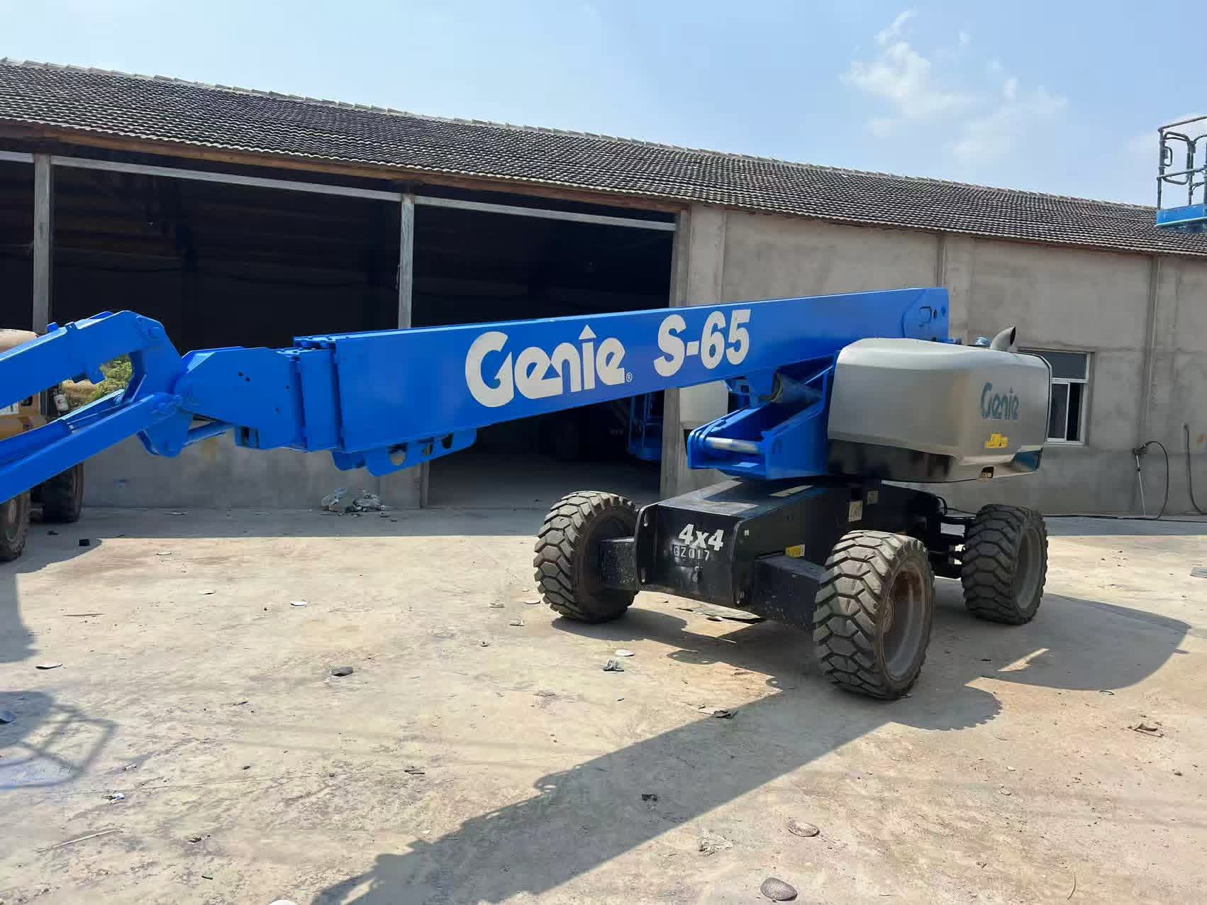 # 🦾 مان لفت للإيجار في الدمام والجبيل الرياض جدة الخرج | رافعة تلسكوبية مفصلية ديزل | ارتفاعات 14م 18م 22م 26 8م 10م 12م 16م 20م 30م 32م 40م 43م