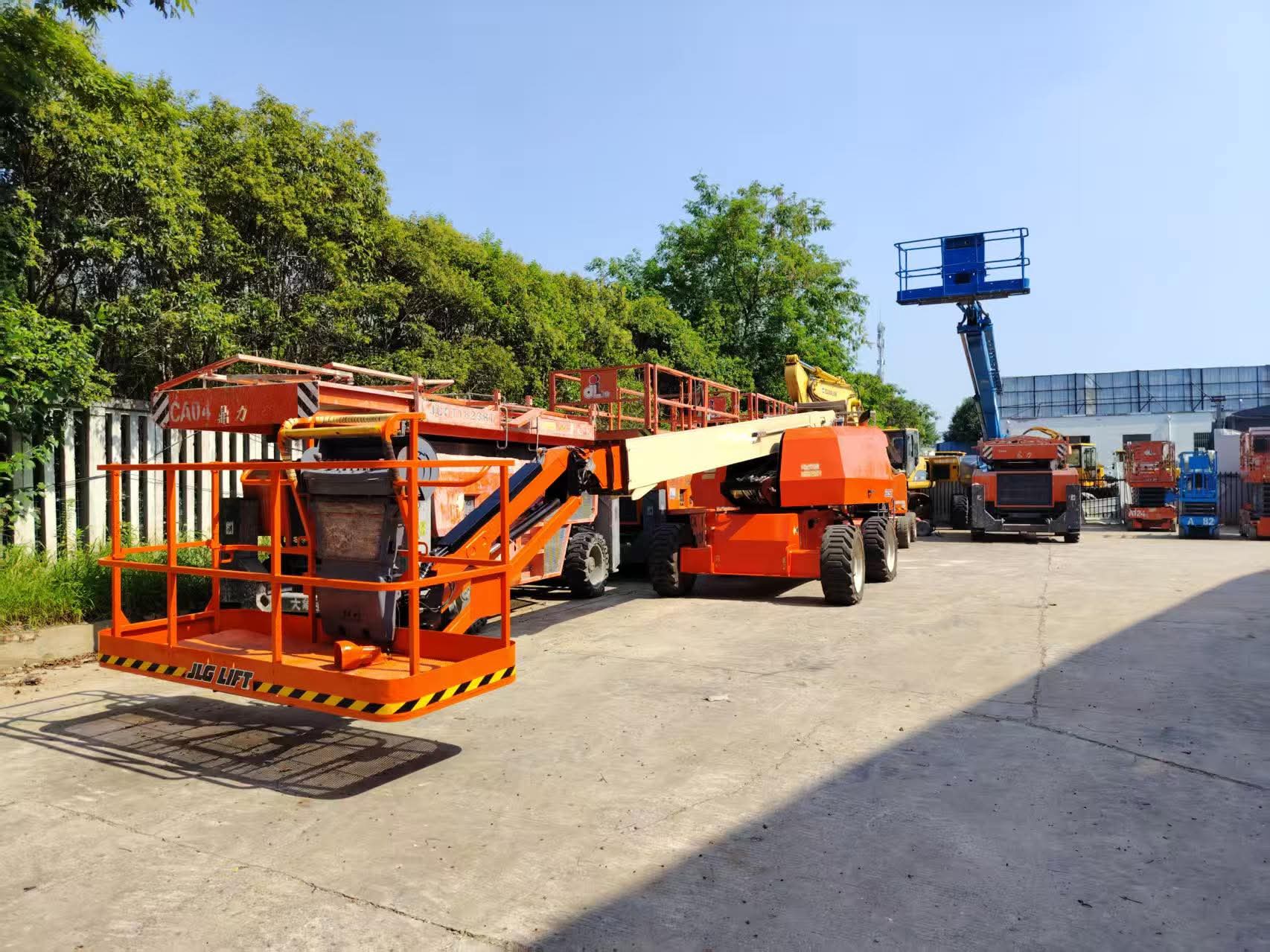 # 🦾 مان لفت للإيجار في الدمام والجبيل الرياض جدة الخرج | رافعة تلسكوبية مفصلية ديزل | ارتفاعات 14م 18م 22م 26 8م 10م 12م 16م 20م 30م 32م 40م 43م