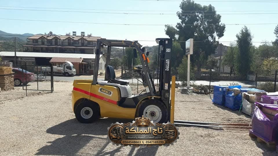 فوركلفت 3 5 7 10 16 20 25 طن للإيجار في الدمام الرياض جدة – كهربائية ديزل