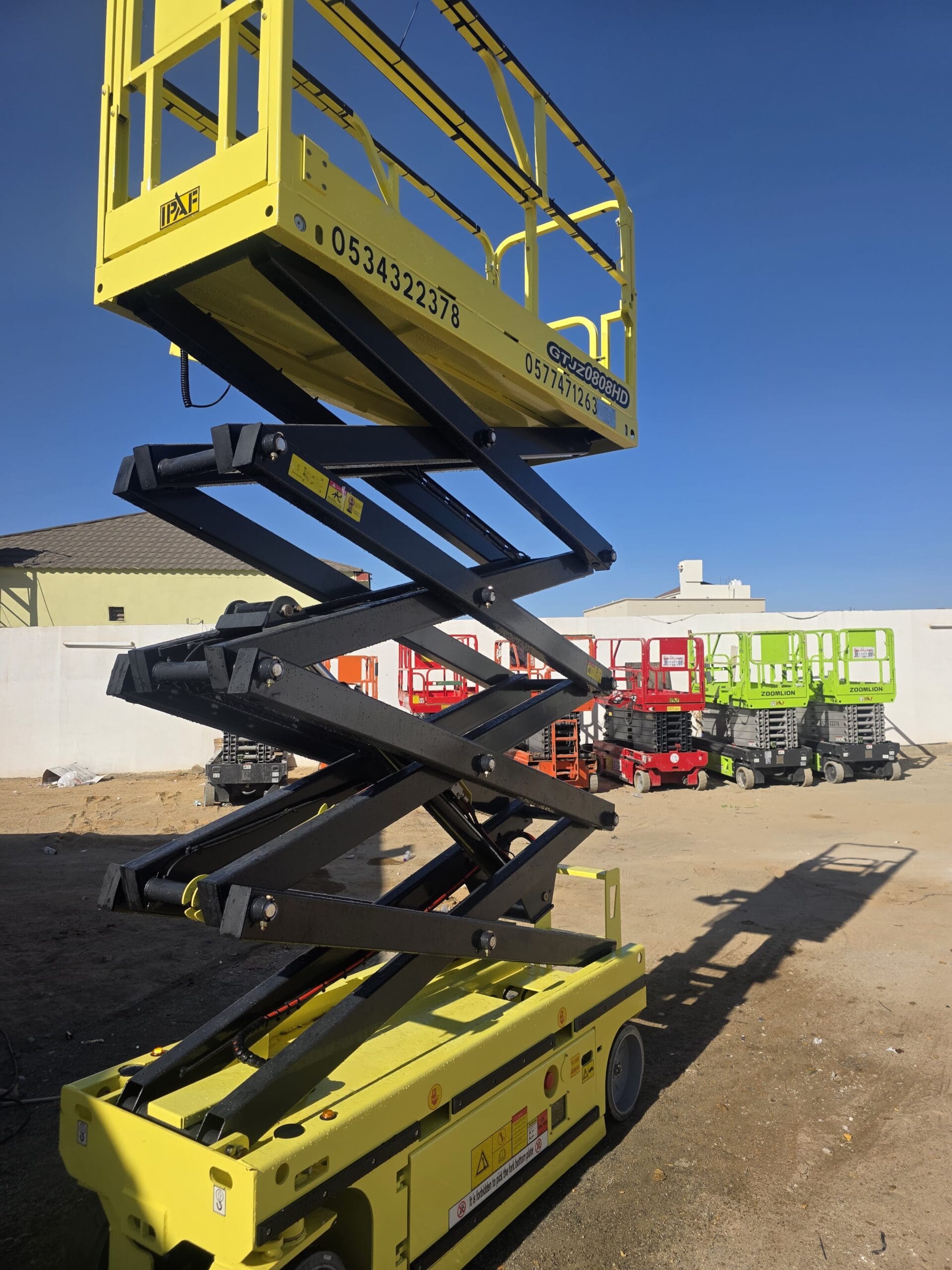 سيزرلفت للايجار رافعه مقصيه للايجار