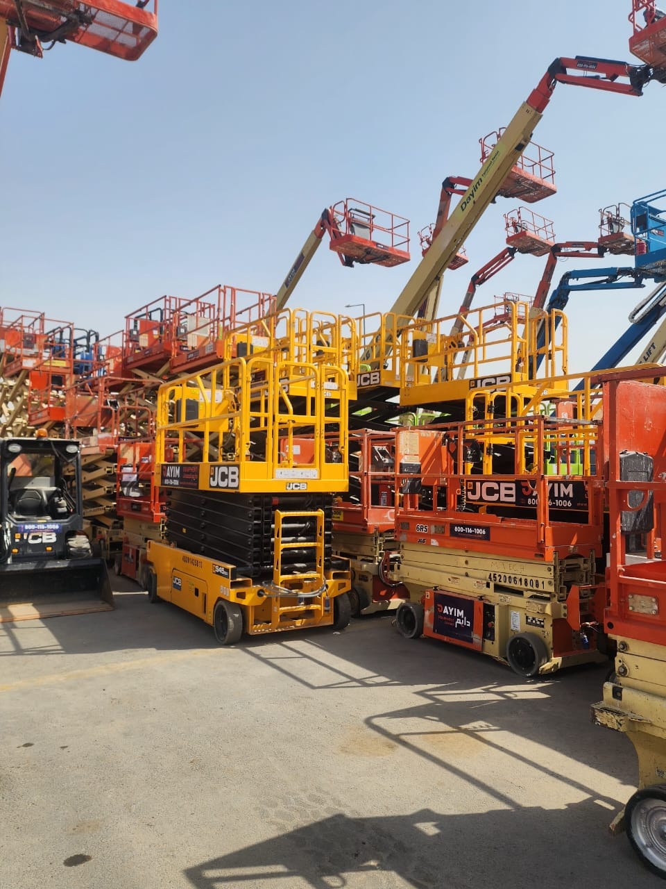 سيزر لفت للايجار بالدمام *** بمشغل وبدون مشغل *** مقاس 16 متر ديزل دفع رباعي 🚜