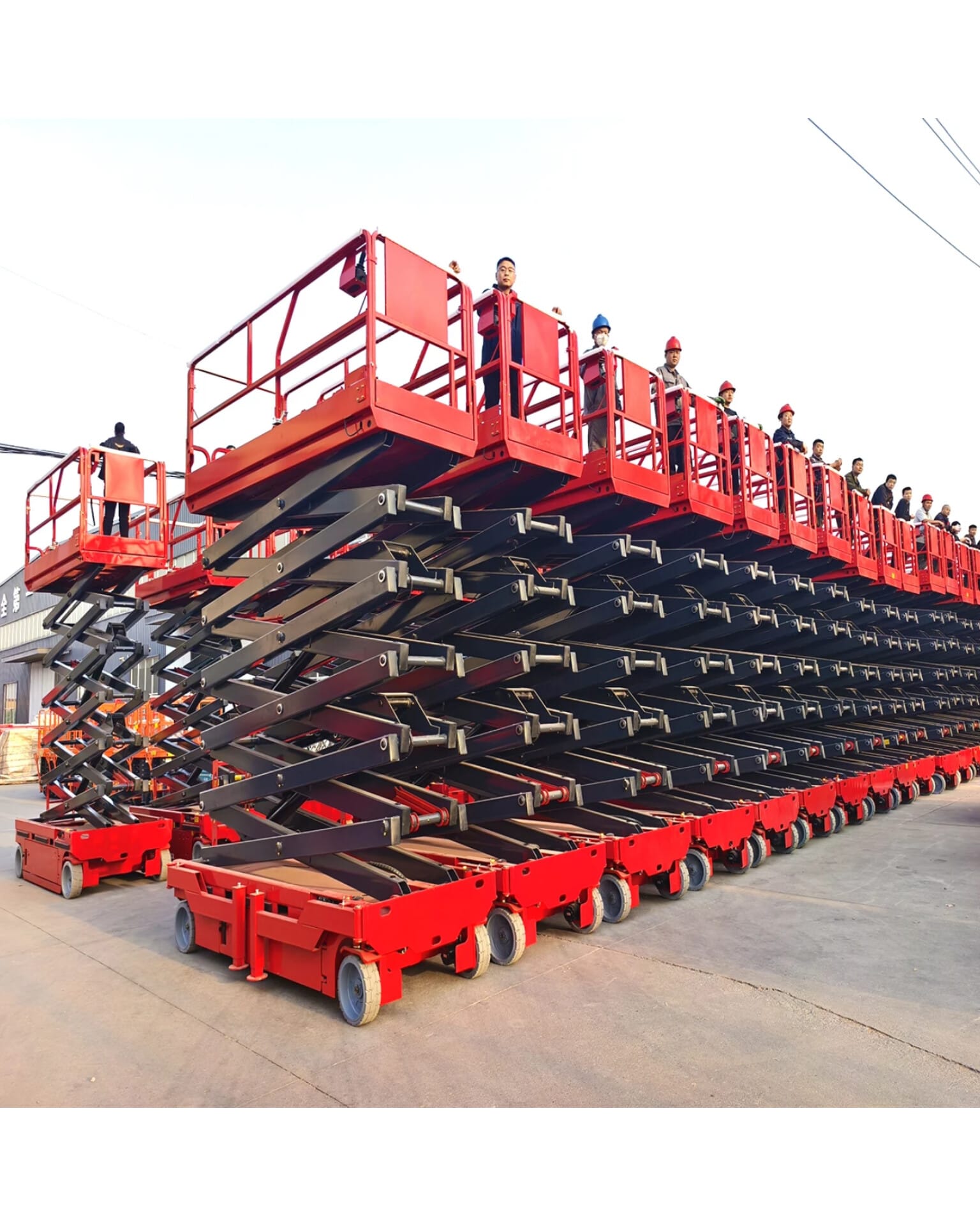 سيزر لفت للإيجار في جدة والدمام | تأجير رافعات مقصية 6–22 متر يومي،شهري | 2026