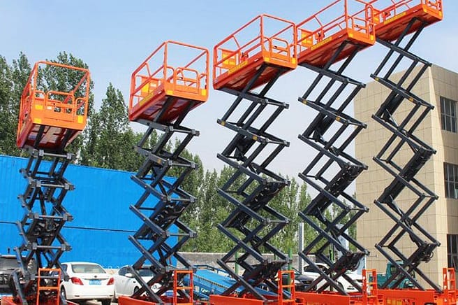 # 🔝 سيزر لفت للإيجار في جدة ومكة | رافعة مقصية كهرباء وديزل | ارتفاعات 6م – 8م – 10م – 12م – 14م