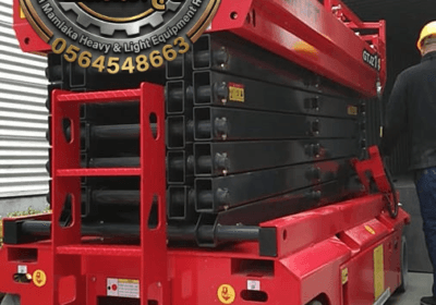 Scissor-lift-rental-Jeddah-Riyadh-Dammam-Jubail-Qatif-سيزر-لفت-للإيجار-في-الدمام-الجبيل-القطيف-الرياض-جدة-مكة-رافعة-مقصية103