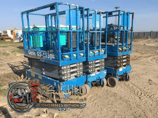 🚀 إيجار [سيزر لفت] منصات رفع وسلالم مقصية للإيجار في الجبيل والقطيف وبقيق | ارتفاع 14م و 16م | حديثة