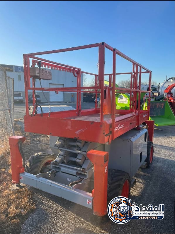 سيزر لفت 16متر للأيجار في الدمام- المقداد لتأجير الرافعات