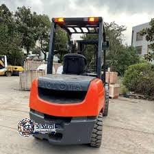 3️⃣ فوركلفت للإيجار في الجبيل – جميع السعات والمناطق