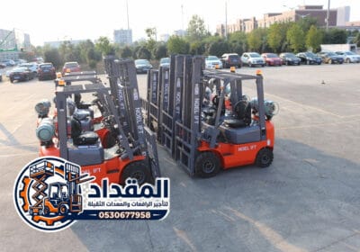 تأجير-_-سيزرلفت-_-فوركلفت_-رافعات-شوكية_-ومقصية-_-الدمام-_-الرياض_-جدة-_034