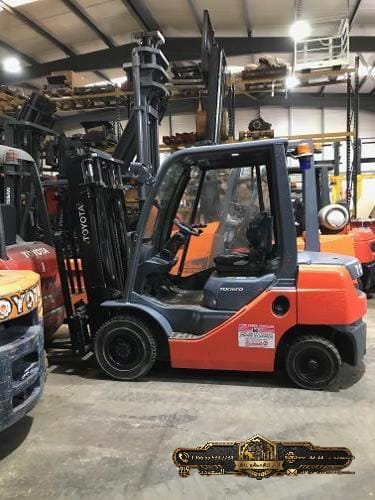 فوركلفت غاز للإيجار بالقطيف | تأجير رافعات شوكية (LPG FORKLIFT) لمستودعات التمور والمواد الغذائية في سيهات وتاروت والقطيف / يومي – شهري / 2026