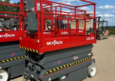 SCISSOR LIFT RENTAL DAMMAM & JEDDAH & RIYADH فوركلفت-سيزرلفت-مان-لفت-بوم-لفت-تليهندرات-كربن-للإيجار-الدمام-الرياض-القطيف-جدة-263