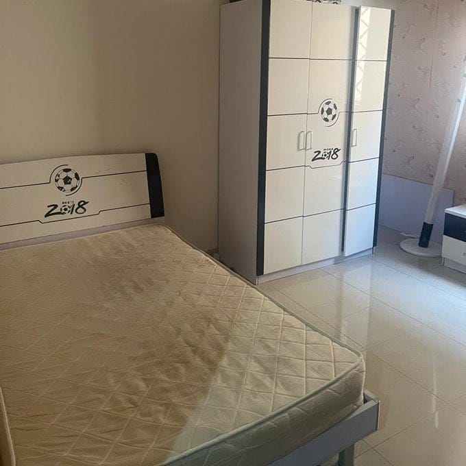 دينا طش رمي تخلص اثاث اغراض عفش قديم خربان تالف بحي اشبيليه الحمراء اليرموك 0503559450