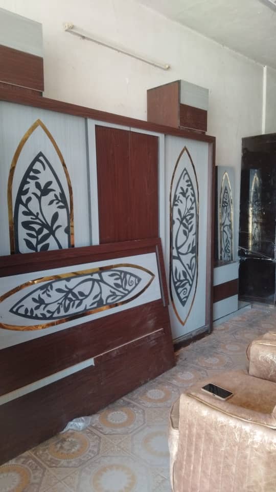 دينا طش الأثاث القديم بالرياض 0536617401 دينا طش نظافة مستودعات فلل وقصور وشقق وسطح من الاثاث القديم بالرياض