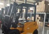 تأجير رافعات شوكية فوركلفت بالدمام والجبيل والهفوف – Forklift للإيجار | السامي للمقاولات – تأجير يومي وشهري