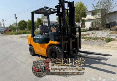 تأجير-رافعات-شوكية-فوركلفت-للأيجار-الدمام-الرياض-جدة-مكة-الجبيل-القطيف-الخبر-تبوك-السعودية-رافعة-شوكية-للاجار-ف12