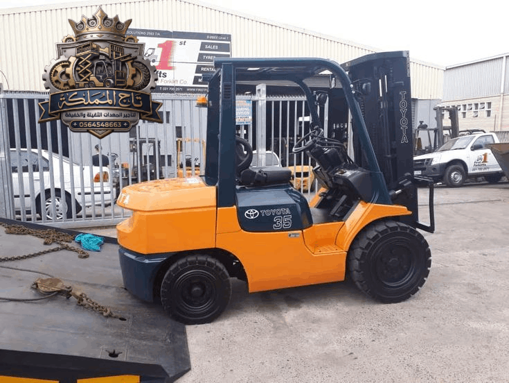 تأجير فوركلفت في الرياض — Forklift Rental : معدات شوكية حديثة | 2T 3T 5T 10T | أعمال لوجستية ومخازن 🏗️
