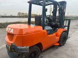 فوركلفت للإيجار في الرياض – الخرج الدرعية | تأجير رافعات شوكية 1.5 – 30طن 2026