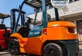 تأجير فوركلفت في جدة | أحياء الروضة – الشاطئ – الأندلس – الخالدية | 8م – 18م | السامي للمقاولات 0556837784