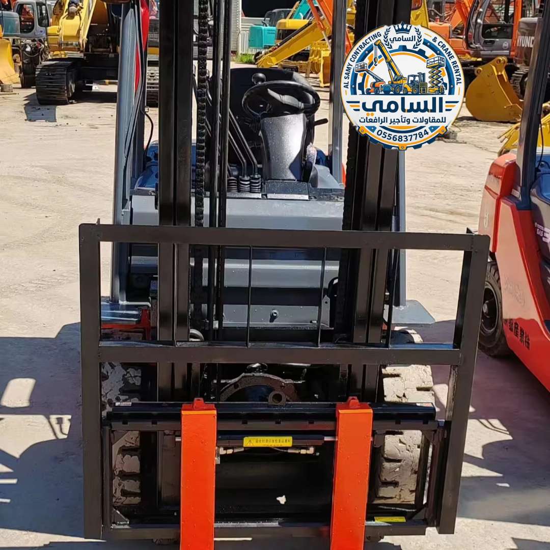 فوركلفت للإيجار في القطيف | رافعات شوكية 1–20 طن يومي/أسبوعي/شهري | موديلات 2026 | شركة السامي 0556837784
