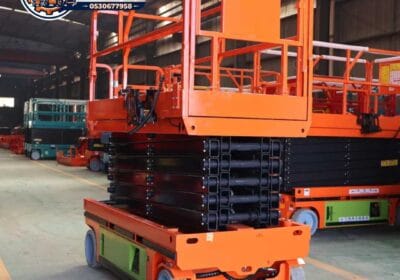 تأجير_رافعات_مقصية_سيزر_لفت_الدمام_الرياض_جدة_scissor_lift_rental_jeddah_0556837784_013-2