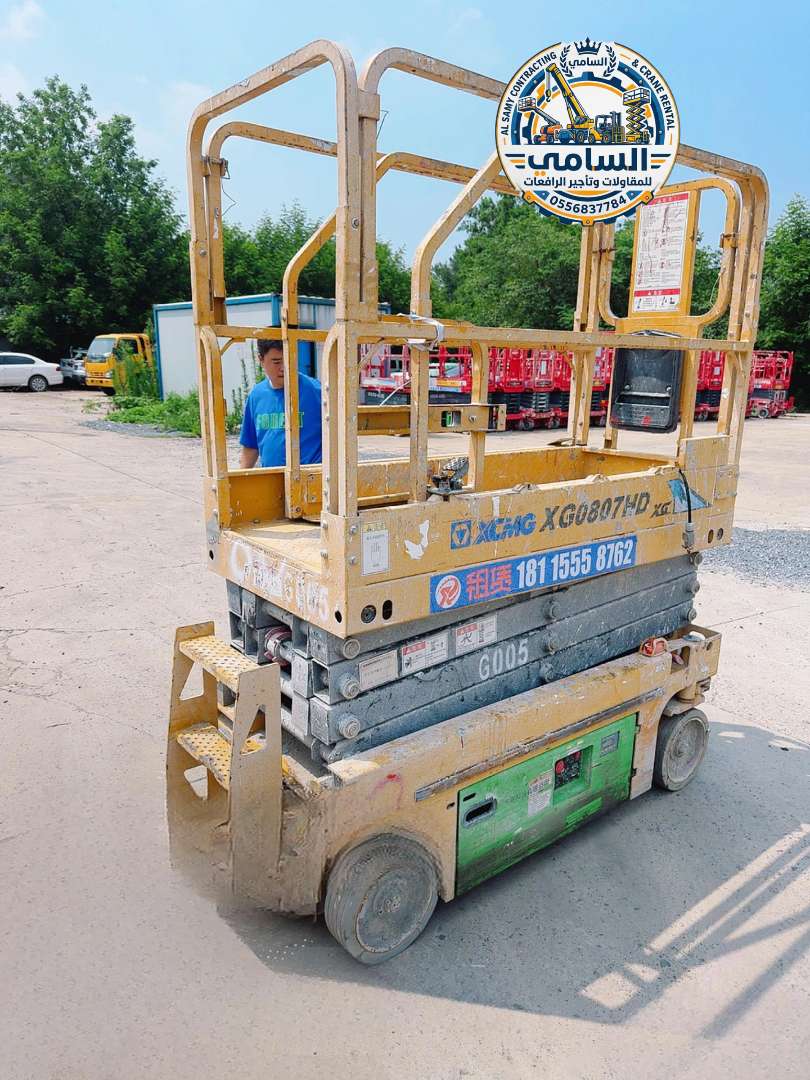سيزر لفت للإيجار في الرياض | تأجير رافعات مقصية 6–18 متر يومي، شهري | السامي للمقاولات | 0556837784