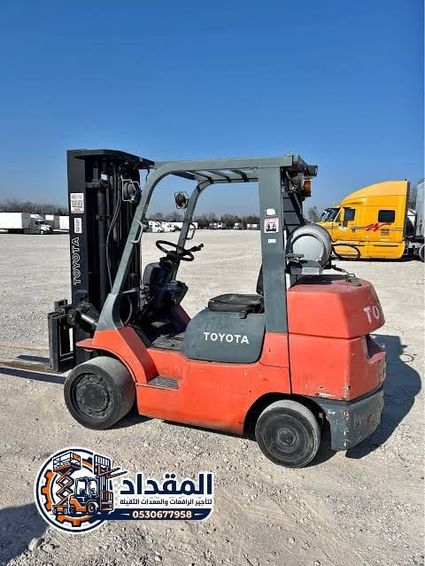 رافعات شوكية للإيجار في الرياض | تأجير FORKLIFTs في الخرج والمزاحمية يومي/أسبوعي/ شهري | 2026