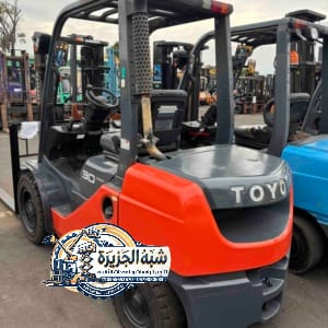 فوركلفت للايجار بالرياض 💯 0555652670 🔻 مؤسسة شبه الجزيرة لتاجير المعدات الثقيلة 🏗