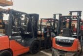 رافعات شوكية للايجار بجدة 💯 0555652670 🇸🇦 شركة شبه الجزيرة للتاجير