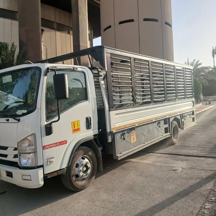 دينا طش الأثاث القديم بالرياض 0536617401 حي الملك فهد باالرياض