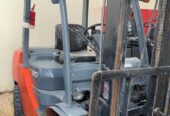 مان لفت للإيجار الدمام 0569647944