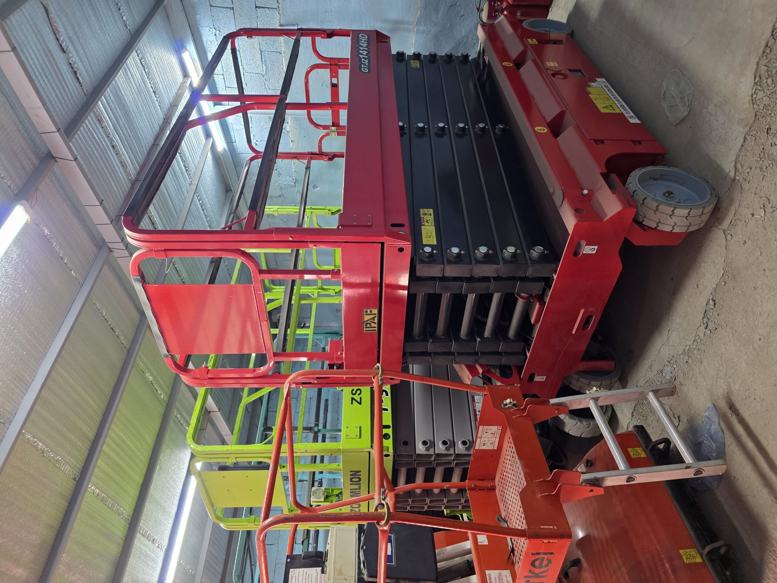 سيزرلفت للايجار في جده# مان لفت للايجار #Scissor lifts for rent in Jeddah