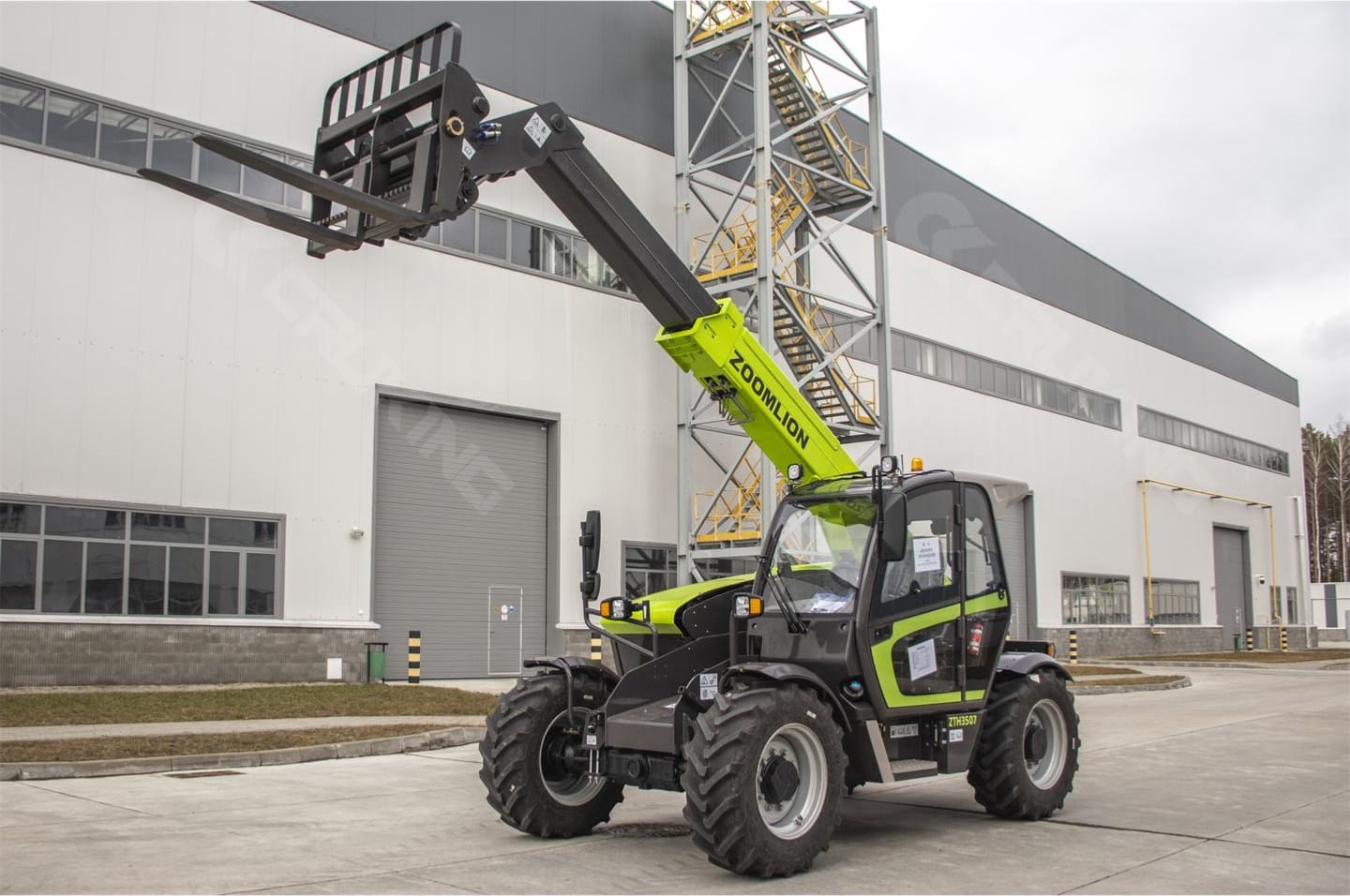 تأجير رافعة تلسكوبية (مرلوه – جي سي بي) للإيجار في الرياض والدمام والقطيف | Telehandler Rental 0558204317 #