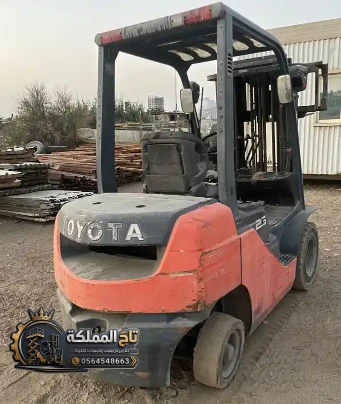 فوركلفت للإيجار في الدمام | رافعات شوكية 1 إلى 25 طن | تاج المملكة