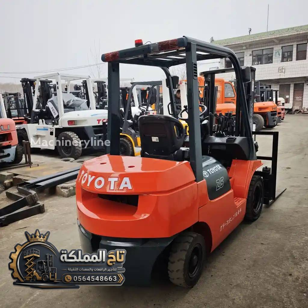 فوركلفت للإيجار في الرياض — 1.5- 2.5 -3-4-5-7-10-16-20 طن
