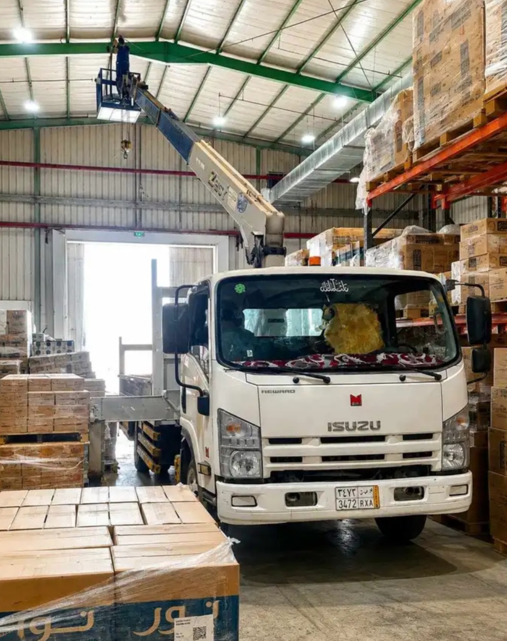 للايجار ونش سطحه كرين رافعات | دينه ونش كرين للايجار في الرياض 🏗️ رافعات النصر 🏗️ بوم تراك للايجار اليومي والشهري في الرياض