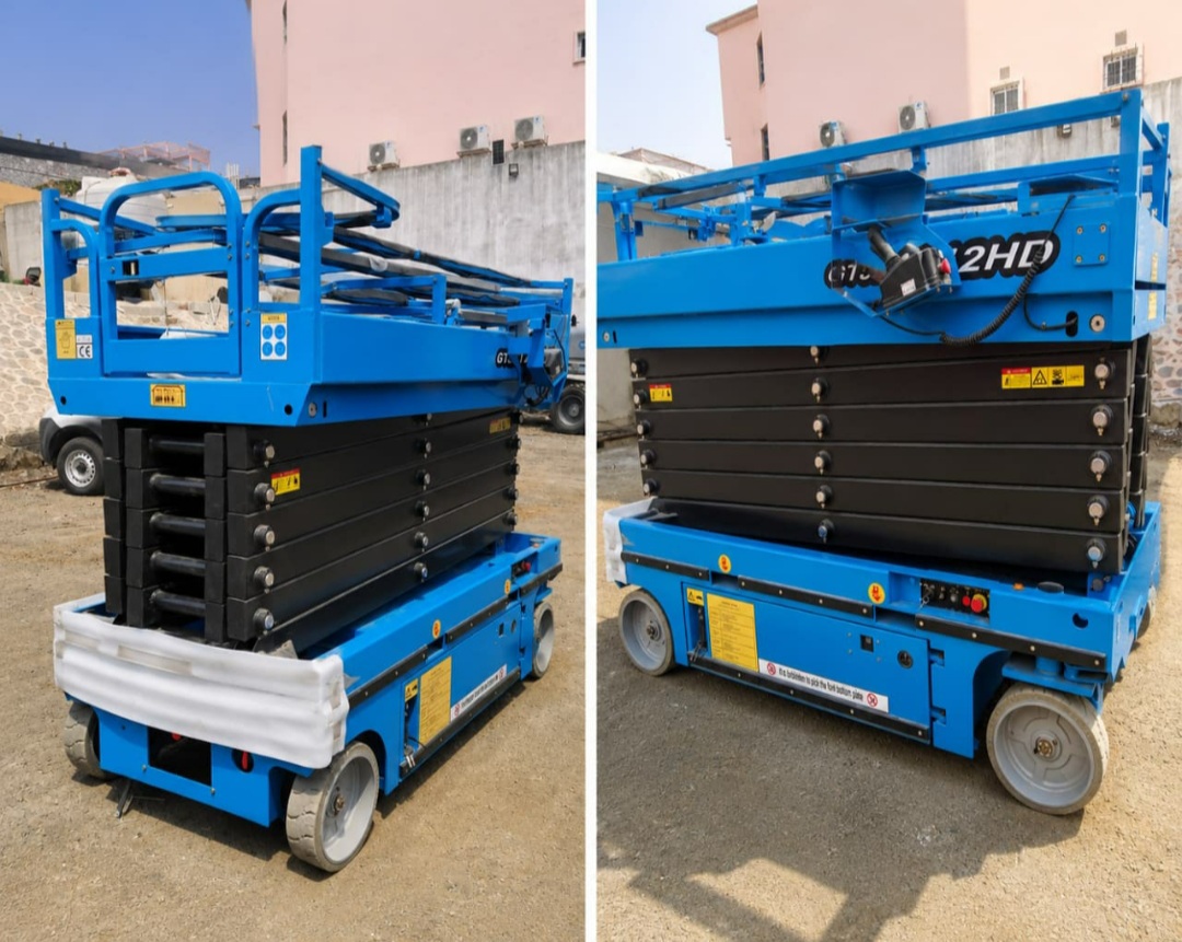 تأجير سيزر لفت ارتفاع 12 متر و15 متر (Rent Scissor Lift 12 Meter & 15 Meter Heights) في الحفر والجبيل للمشاريع الصناعية مع صيانة دورية وفنيين وعقود طويلة الأمد ✅