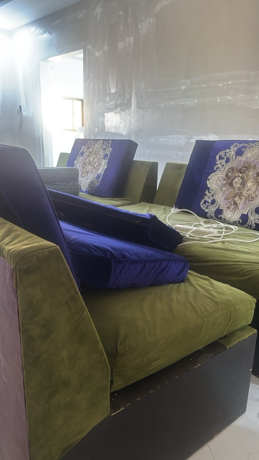 طش الاثاث وتخلص من العفش القديم ونقل الي المحرقه0554768189