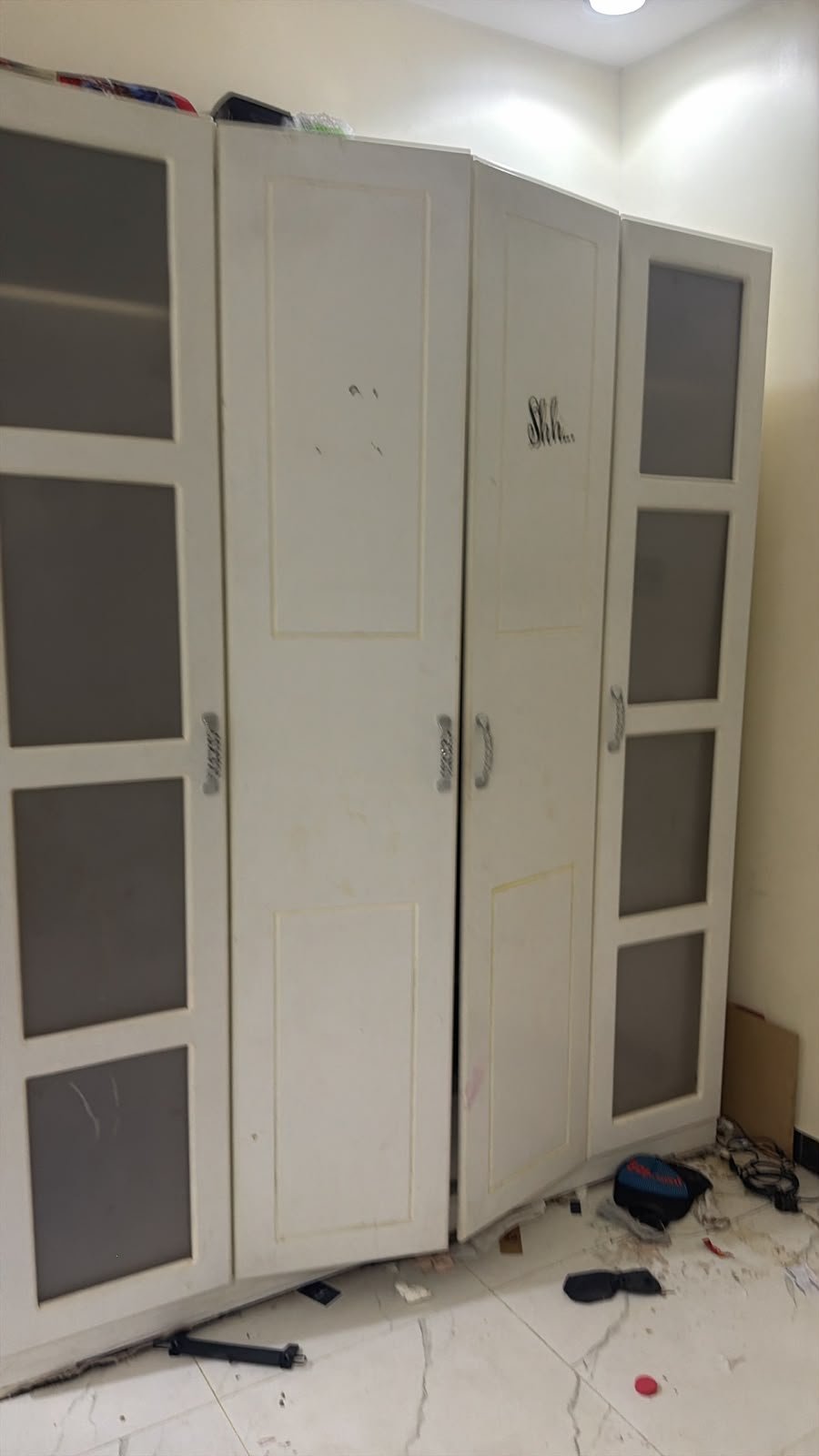 التخلص من الأثاث قديم تالف بالرياض 0534375367